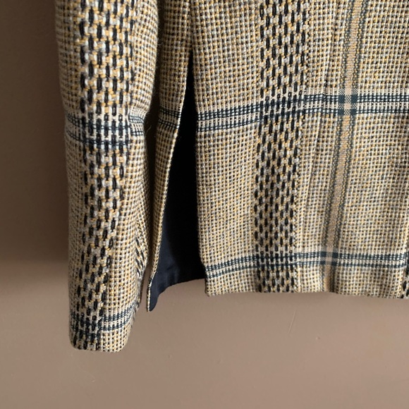 Giorgio Armani 80s Blazer - Picture 5 of 8